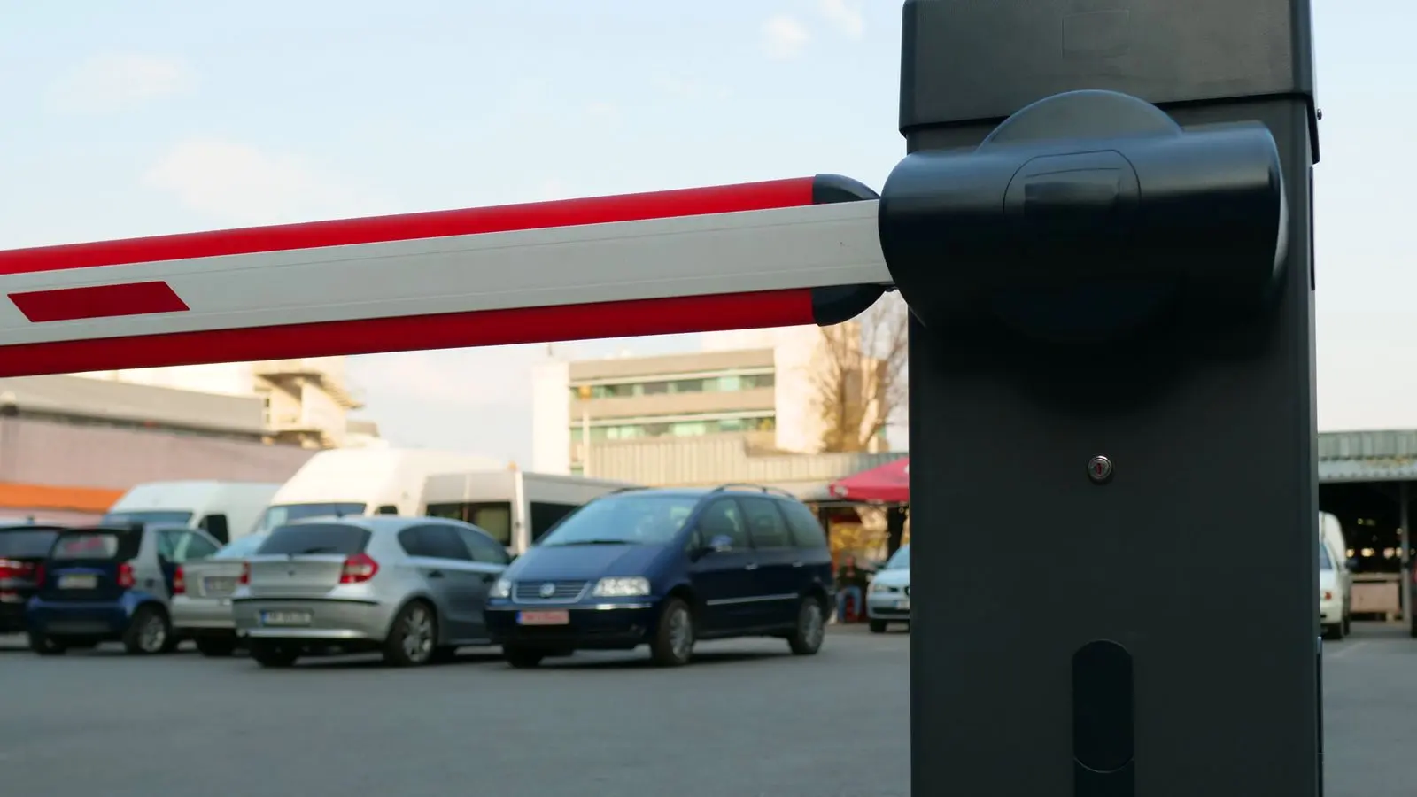 Number plate recognition: when it works and when it does not — PGAK Insights cover image